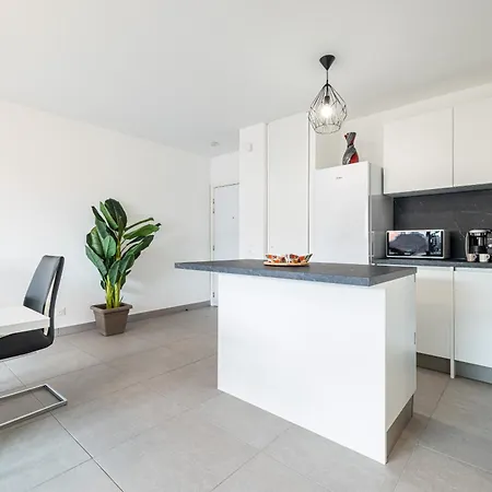 Bienvenue-parking-clim-centre Apartamento